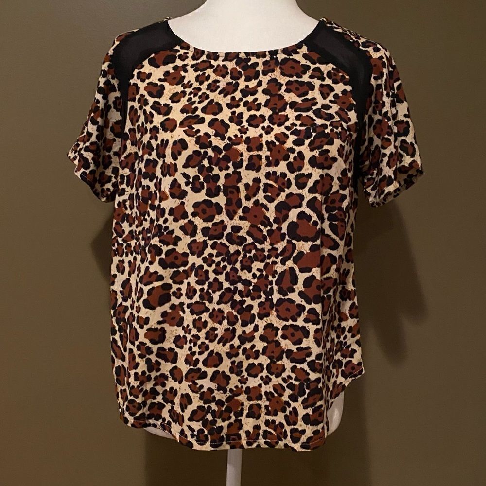Timing Leopard Shirt  - Picture 2 of 11